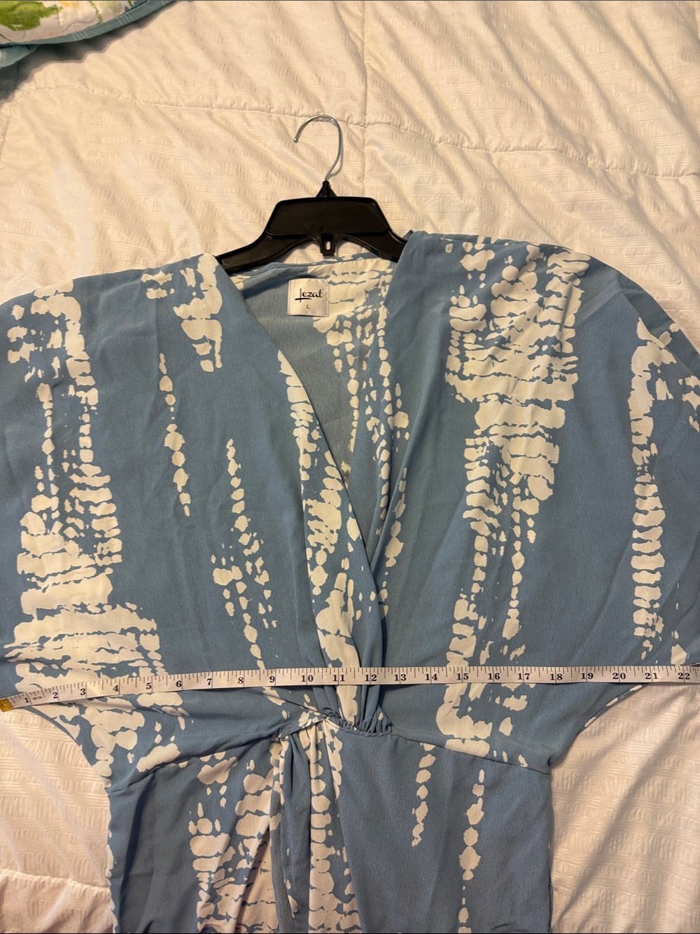 Lezat Light Blue & White Tie-Dye Maxi Dress size Large - Picture 9 of 10